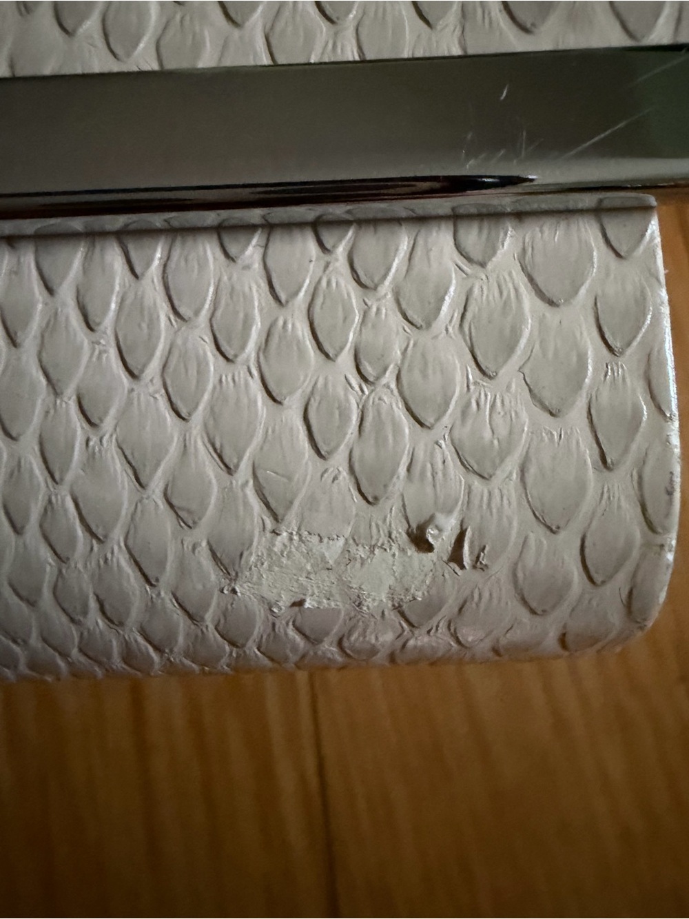 Jimmy Choo Cream Textured Snake-Embossed Glass Case with Silver Accent - Picture 4 of 10